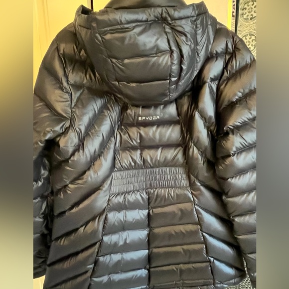 EUC Spyder down jacket. Women’s XL. Black. - Picture 4 of 11